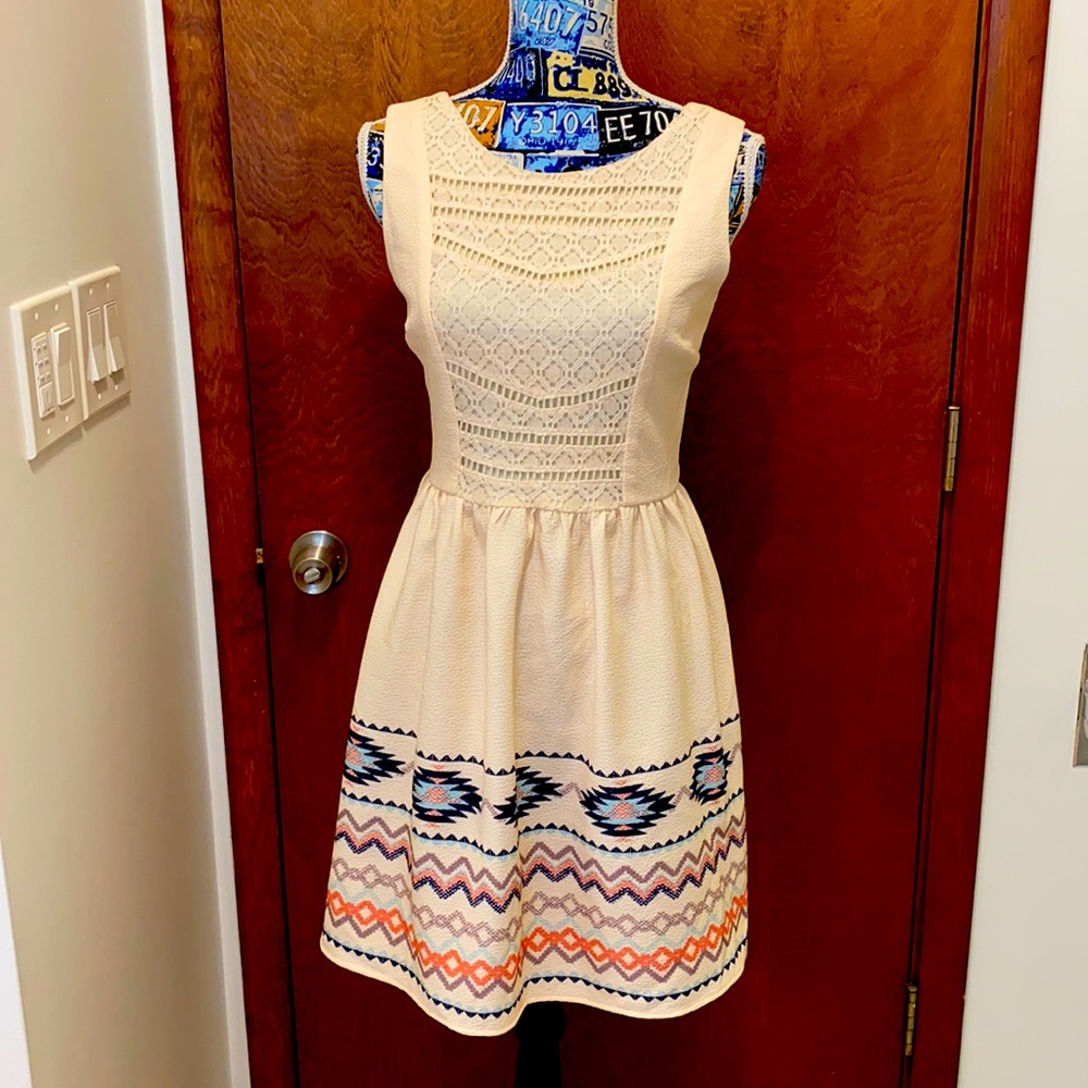 Xhilaration dress size medium NWT
